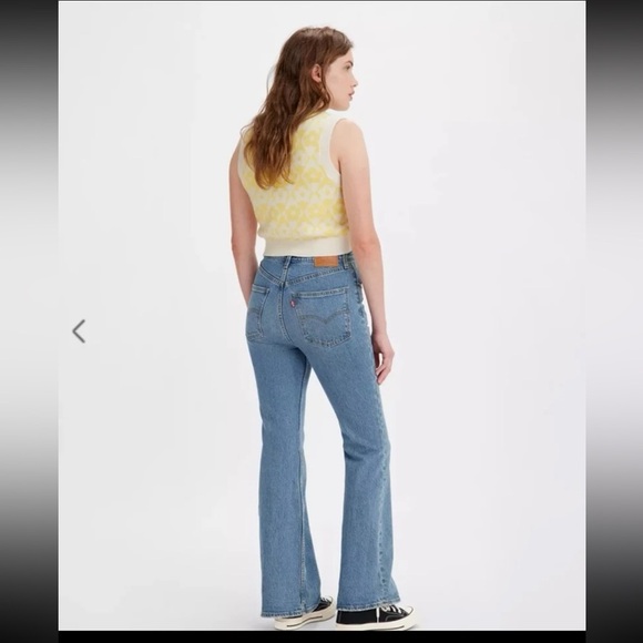Levi's Premium 70'S HIGH RISE FLARE WOMEN'S JEANS size 31 - Picture 3 of 12